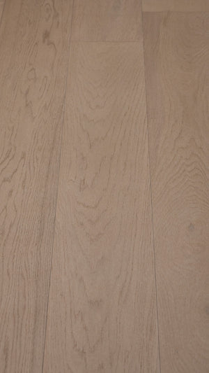 A photo of the WIldwood Grande floor in the colour Granada.