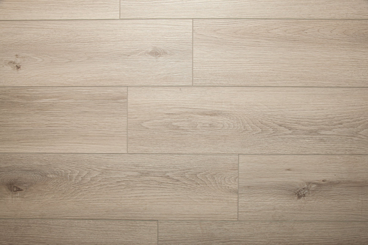 A picture showing the colour and details of the MBA 2.5 mm gluedown vinyl flooring called Helsinki.