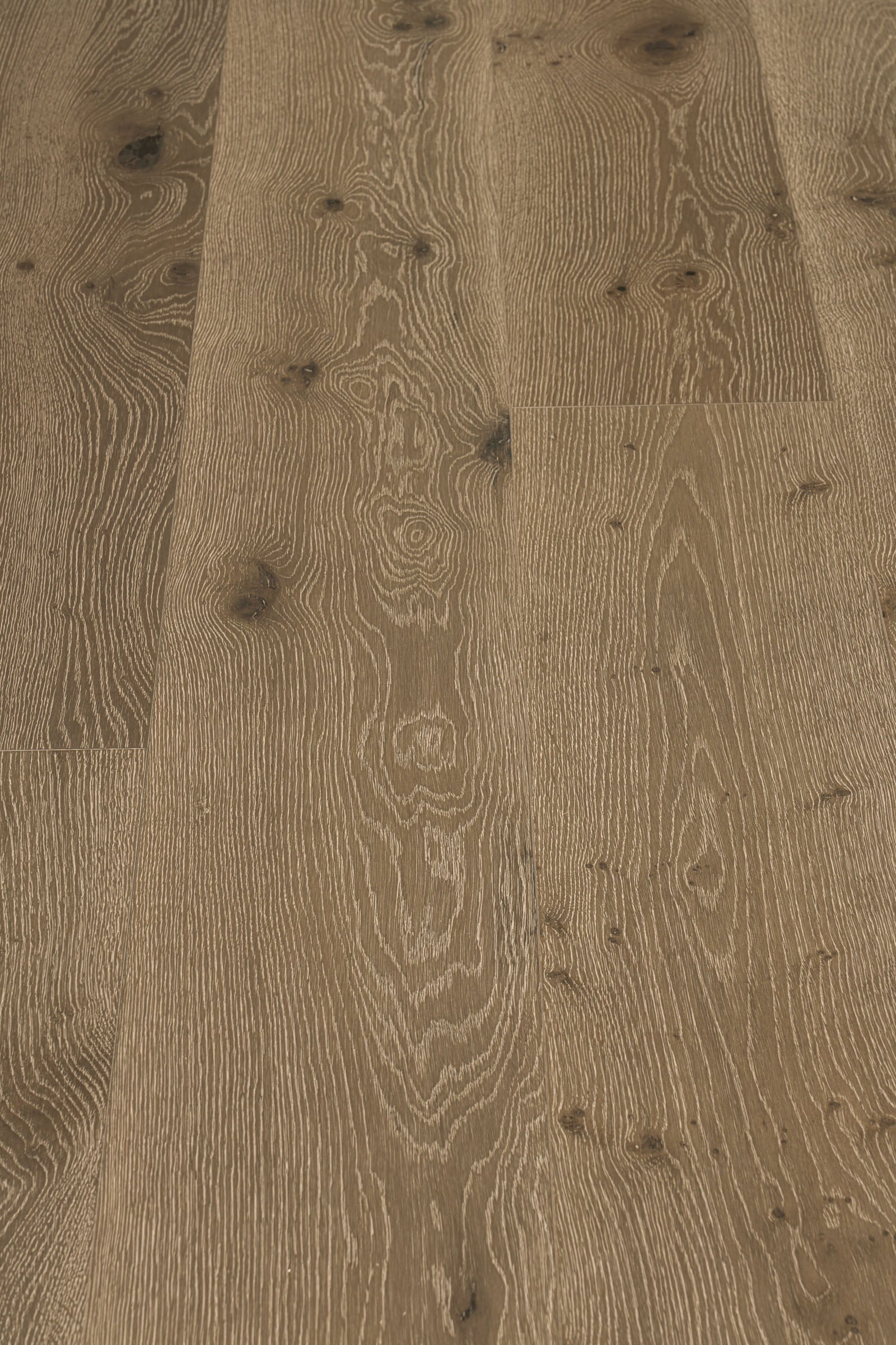 A photo of the Wildwood Grande floor in the colour Nice.