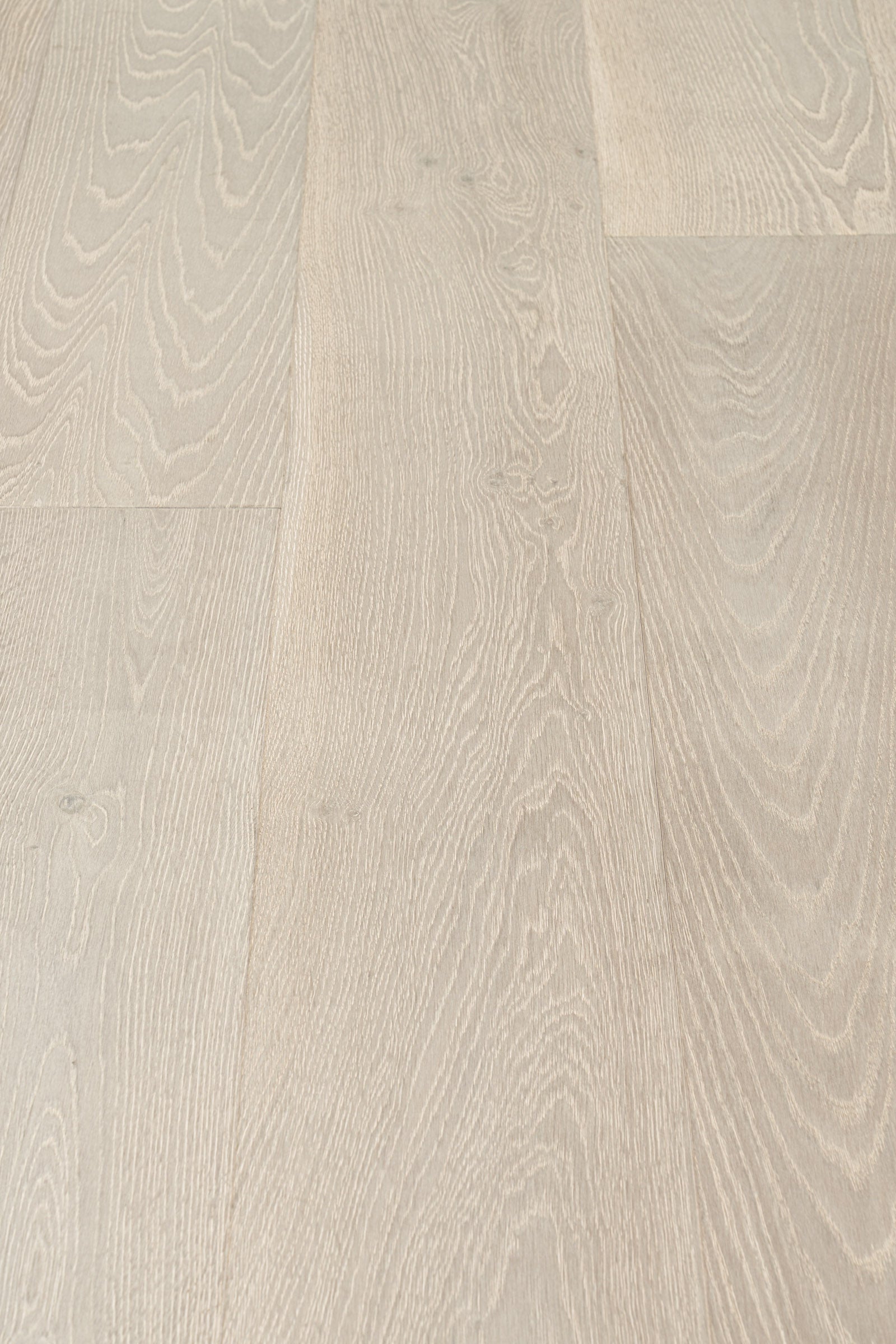 A photo of the Wildwood Grande floor in the colour Ronda.