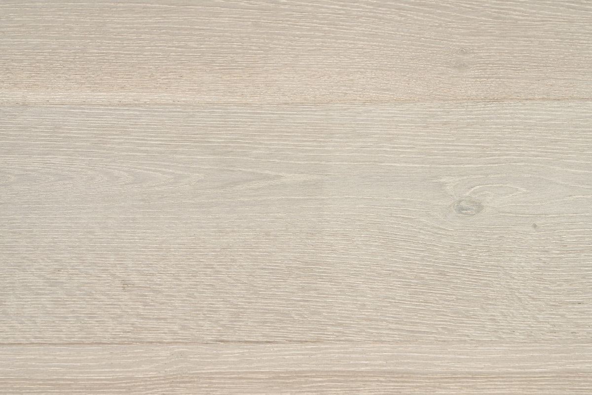A photo of the Wildwood Grande floor in the colour Ronda.